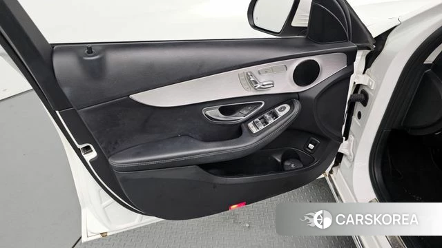 Mercedes-Benz C-Class W205 id 4384050 из Кореи 16