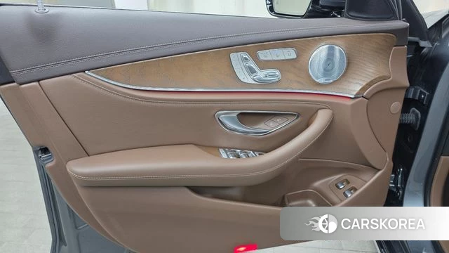 Mercedes-Benz E-Class W213 id 4482769 из Кореи 16