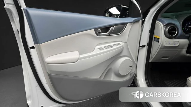 Hyundai Kona Electric id 4246010 из Кореи 16