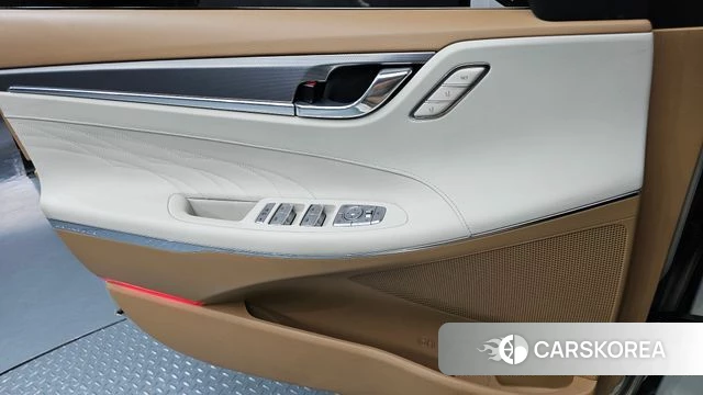 Hyundai The New Grandeur IG Hybrid id 4900188 из Кореи 16