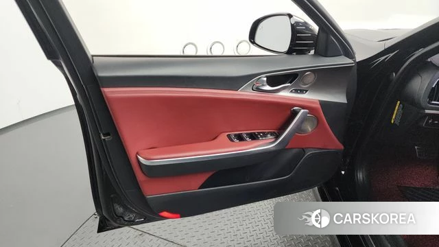 Kia Stinger id 4339660 из Кореи 16