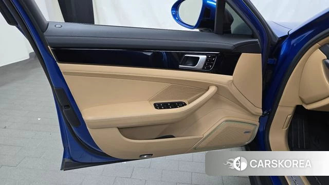 Porsche Panamera (971) id 4294916 из Кореи 16