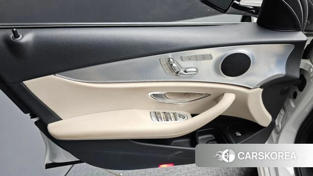 Mercedes-Benz E-Class W213 id 4501983 из Кореи 16
