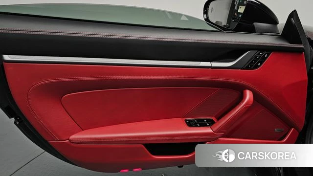 Porsche 911(992) id 4250446 из Кореи 16