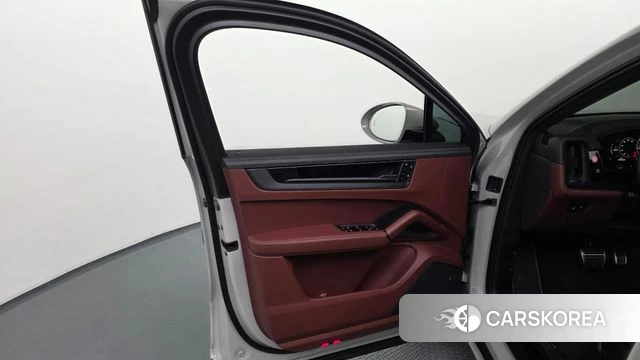 Porsche Cayenne (PO536) id 4441855 из Кореи 16