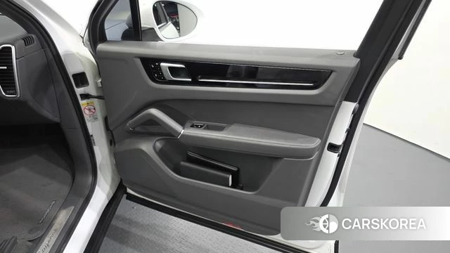 Porsche Cayenne (PO536) id 4632972 из Кореи 16