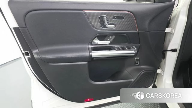 Mercedes-Benz GLA - Class H247 id 4481950 из Кореи 16