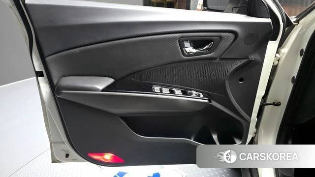 Ssangyong Tivoli Air id 4286164 из Кореи 16