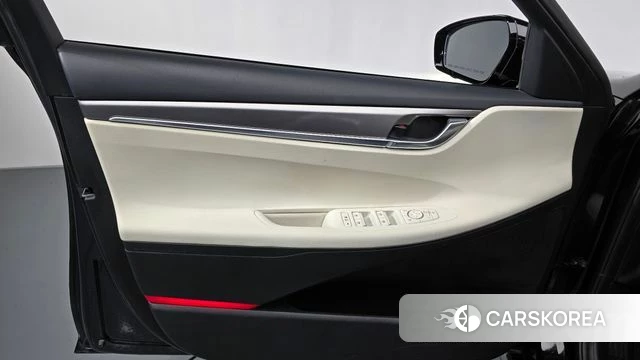 Hyundai The New Grandeur IG Hybrid id 4409929 из Кореи 16