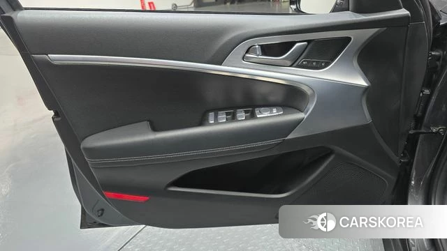 Genesis G70 id 4345800 из Кореи 16
