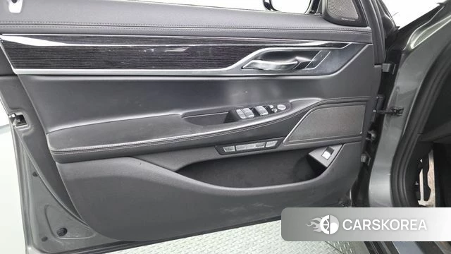 BMW 7 Series (G11) id 4689445 из Кореи 16
