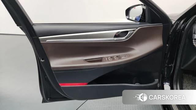 Hyundai The New Grandeur IG id 4428787 из Кореи 16