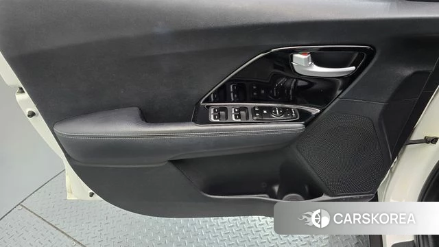 Kia Niro id 4873677 из Кореи 16