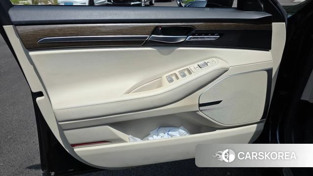 Genesis G90 id 4642434 из Кореи 16