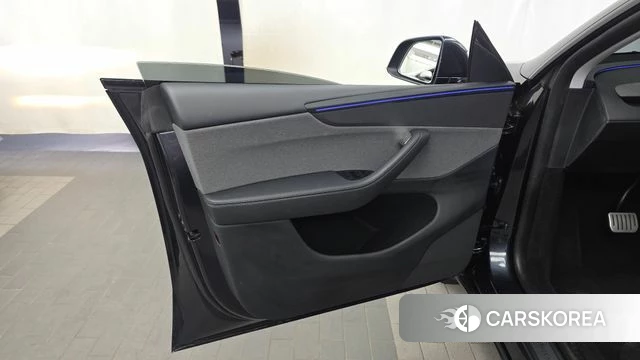 Tesla Model Y id 4778051 из Кореи 16