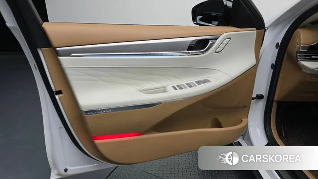 Hyundai The New Grandeur IG id 4284543 из Кореи 16