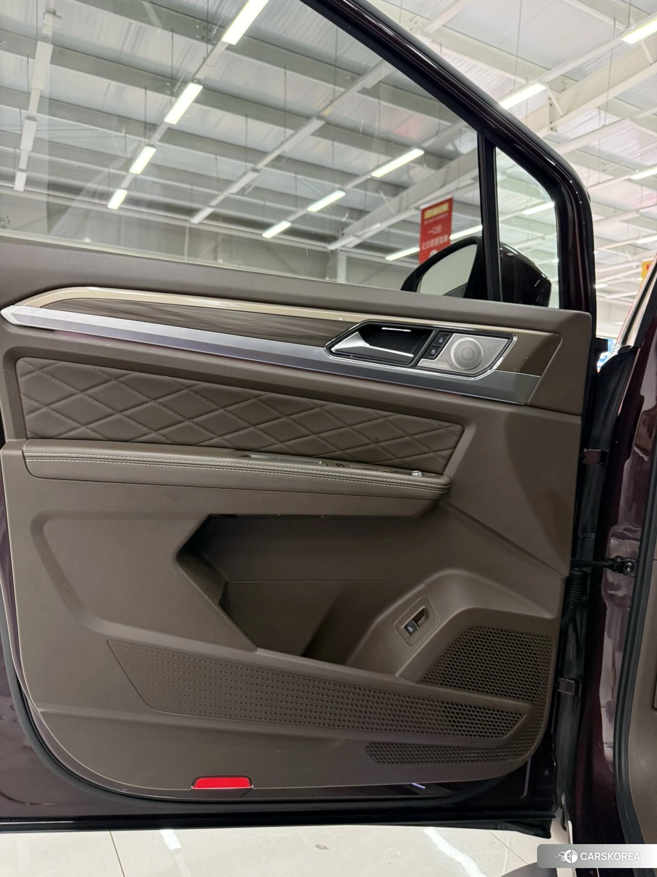 Volkswagen Weiran id 4440602 из Китая 16