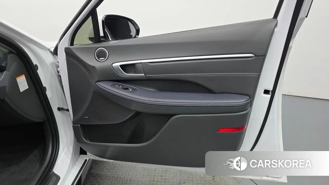 Hyundai Sonata D Edge Hybrid (DN8) id 4854249 из Кореи 16