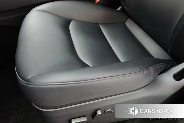 Tesla Model Y id 4210428 из Китая 16