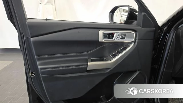 Ford Explorer 6th Generation id 4899787 из Кореи 16