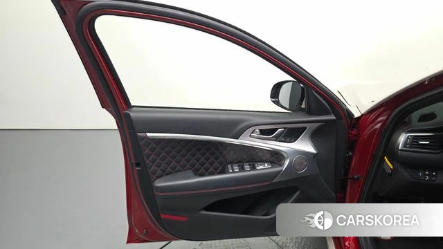 Genesis G70 id 4286229 из Кореи 16