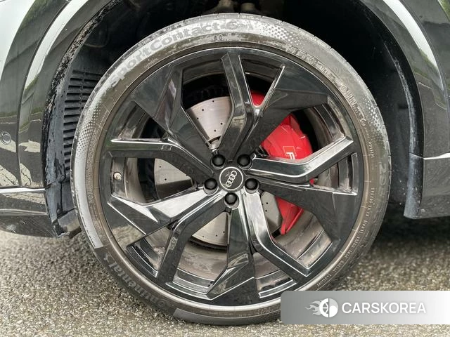 Audi RS Q8 id 4299709 из Китая 16