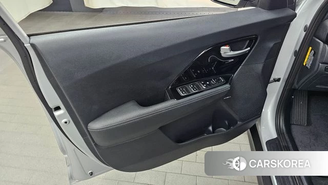 Kia Niro EV id 4309874 из Кореи 16
