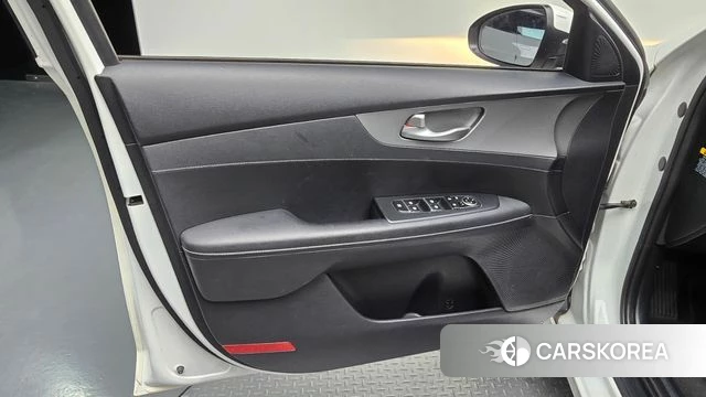 Kia Come New K3 id 4785516 из Кореи 16