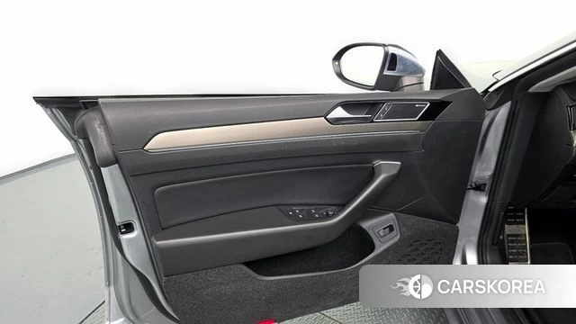 Volkswagen Arteon id 4610015 из Кореи 16