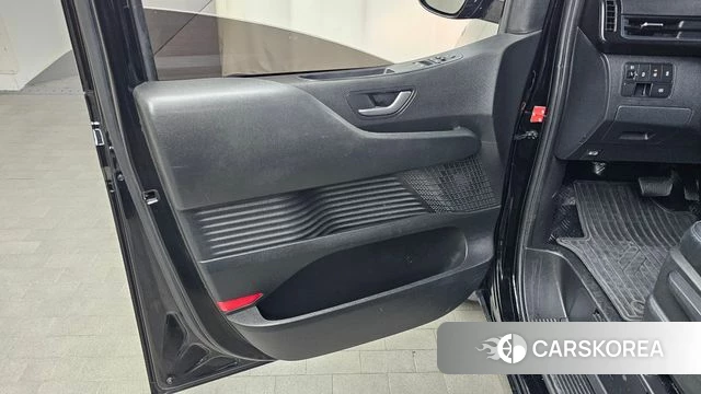 Hyundai Staria id 4186465 из Кореи 16