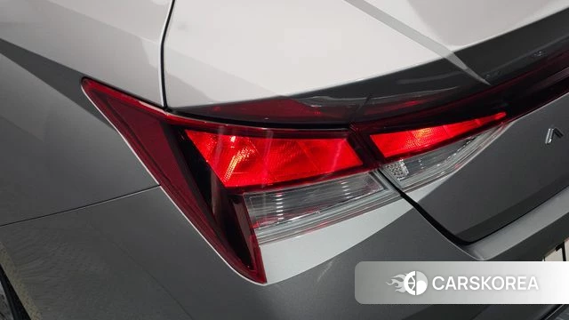 Hyundai Avante Hybrid (CN7) id 4936866 из Кореи 16