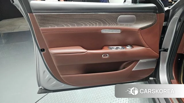 Genesis G90 (RS4) id 4880979 из Кореи 16