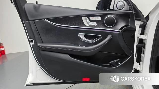 Mercedes-Benz E-Class W213 id 4764675 из Кореи 16