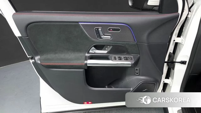 Mercedes-Benz EQA H243 id 4612695 из Кореи 16
