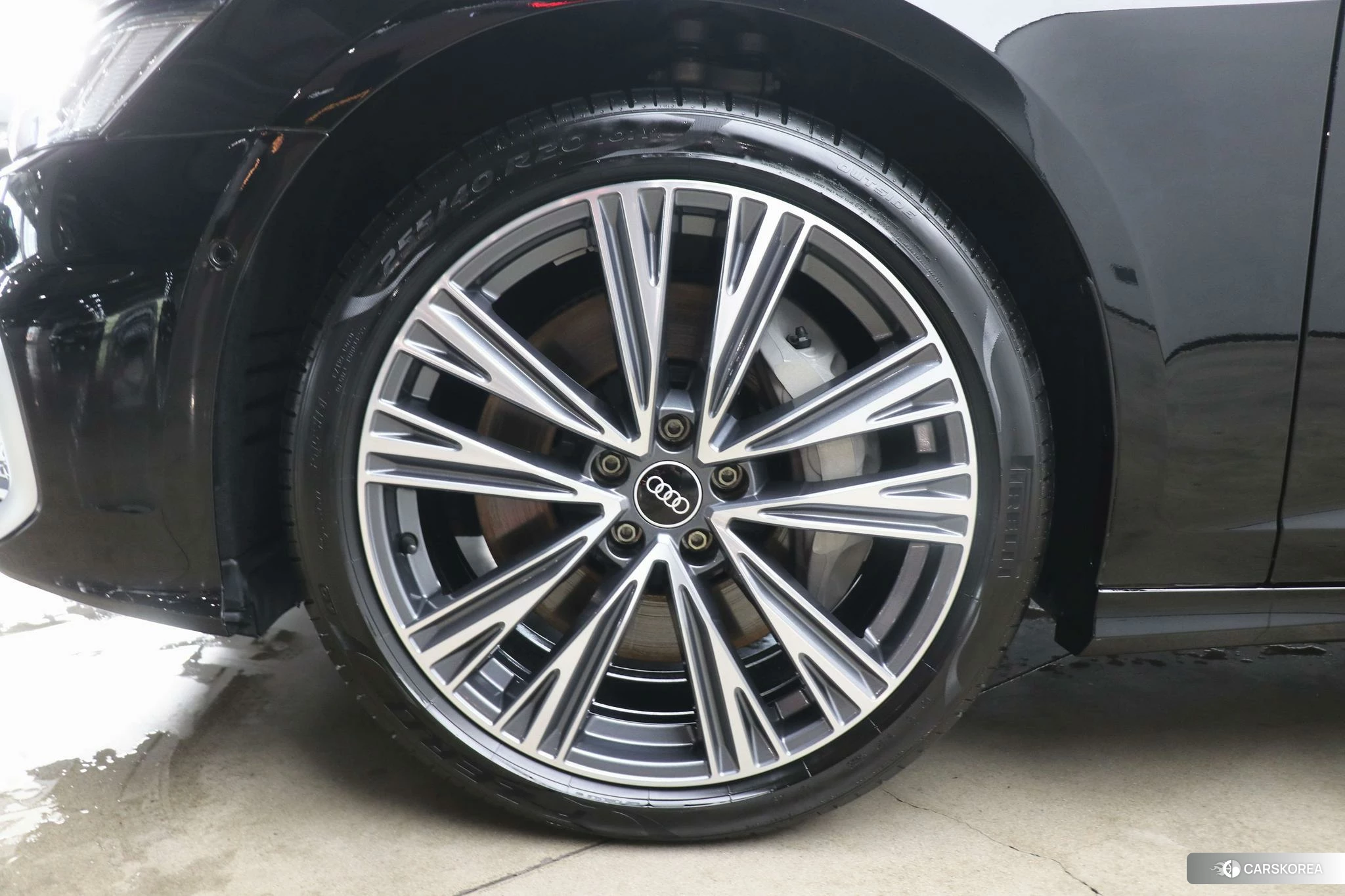 Audi A6L id 4505004 из Китая 16