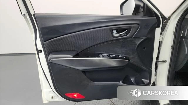 Ssangyong Berry New Tivoli id 4595216 из Кореи 16