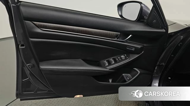 Honda Accord 10th Generation id 4377066 из Кореи 16