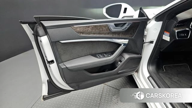 Audi A7 (4K) id 4581116 из Кореи 16