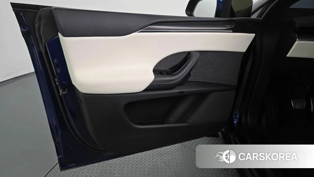 Tesla Model X id 4834598 из Кореи 16