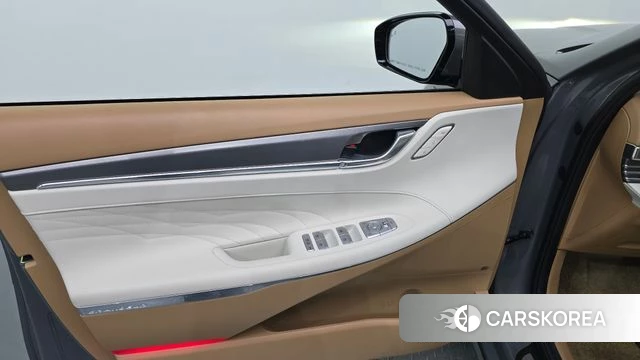 Hyundai The New Grandeur IG Hybrid id 4434744 из Кореи 16