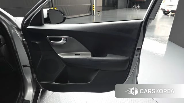 Kia Niro Plus id 4917496 из Кореи 16