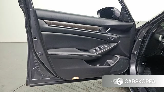 Honda Accord 10th Generation id 4377539 из Кореи 16