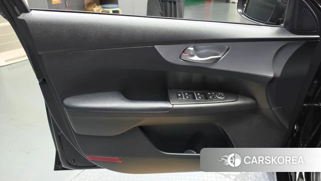 Kia The New K3 2nd generation id 4720885 из Кореи 16