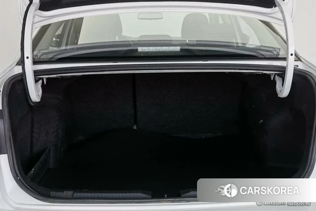 Volkswagen Bora id 4276321 из Китая 16