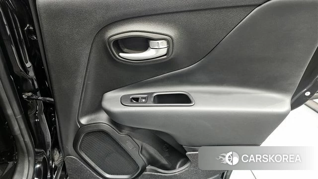Jeep Renegade id 4315507 из Кореи 16