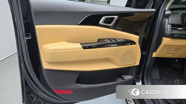 Kia Carnival 4th generation id 4232090 из Кореи 16