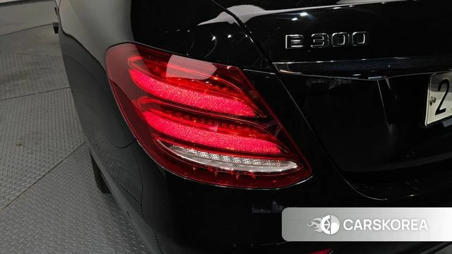 Mercedes-Benz E-Class W213 id 4895115 из Кореи 16