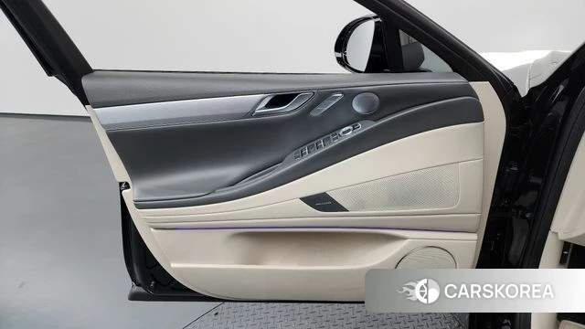 Genesis G80 (RG3) id 4400750 из Кореи 16