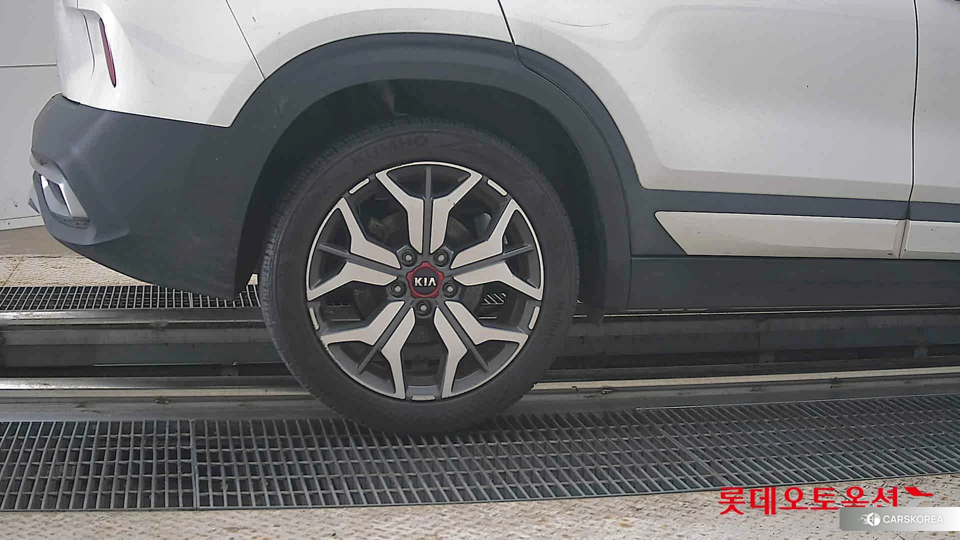 Kia Seltos id 4664338 из Кореи 16