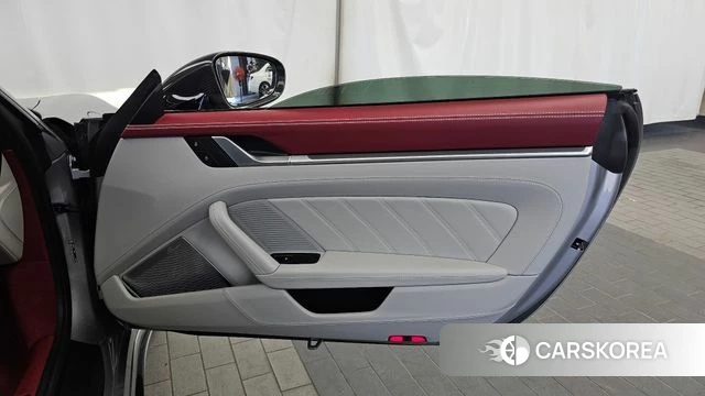 Porsche 911(992) id 4863667 из Кореи 16